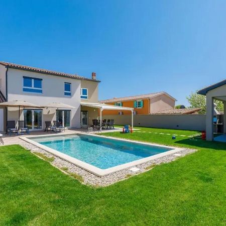 Villa Edi-Heated Pool & E-Bike Šišan Buitenkant foto