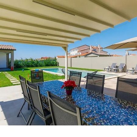 Villa Edi-Heated Pool & E-Bike Šišan Buitenkant foto
