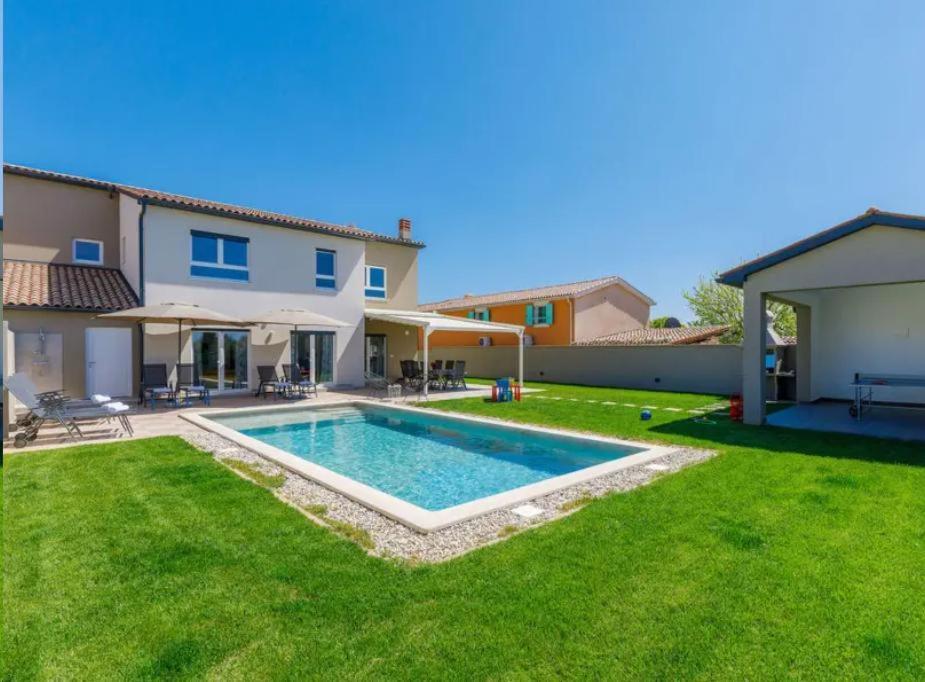 Villa Edi-Heated Pool & E-Bike Šišan Buitenkant foto