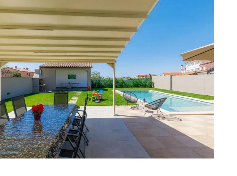 Villa Edi-Heated Pool & E-Bike Šišan Buitenkant foto