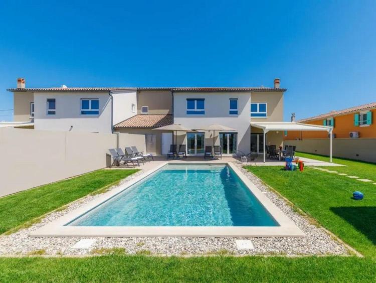 Villa Edi-Heated Pool & E-Bike Šišan Buitenkant foto